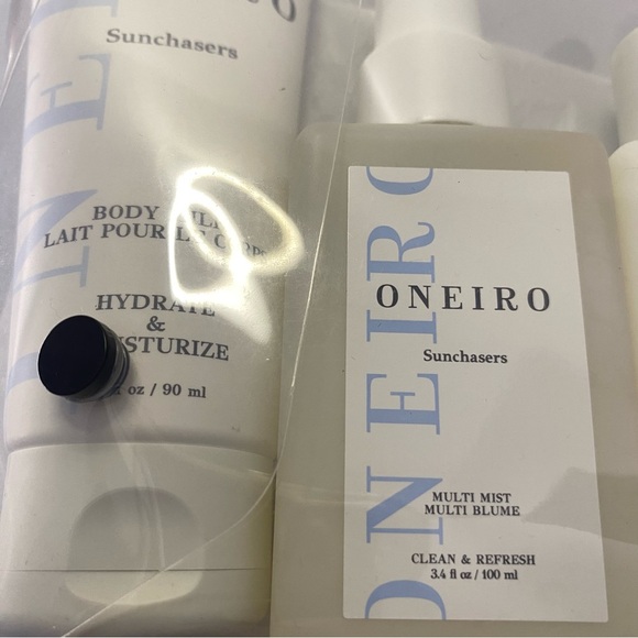 ONEIRO 5 piece travel set Hair And Body Bundle - Picture 4 of 5